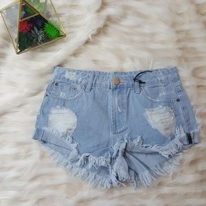 Distressed Light Wash Cotton Frayed Hem Jean Short